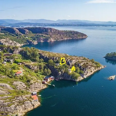 Holiday home Bergen/sotra:waterfront Haganes