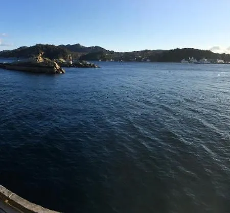 Bergen/sotra:waterfront *