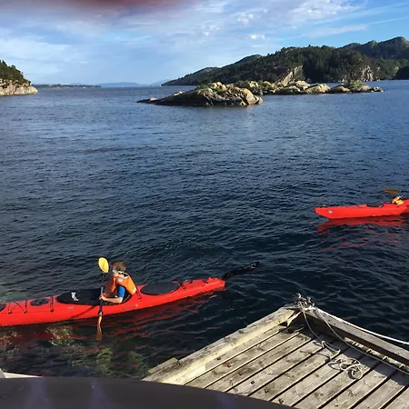 Bergen/sotra:waterfront Holiday home *