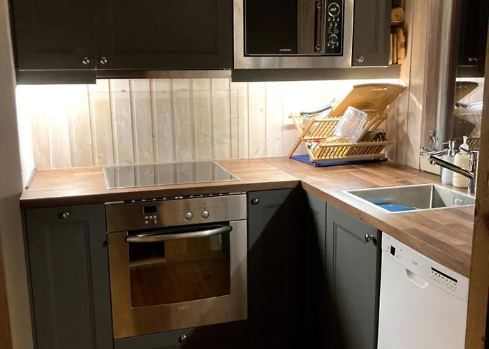 Bergen/sotra:waterfront Haganes